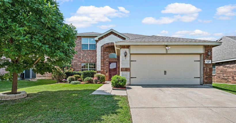 Fresh Updates + Main-Level Primary Suite | North Fort Worth Home Near Alliance Town Center